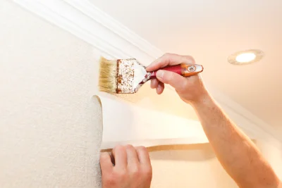 Pose de papier peint au Saulchoy — revêtements muraux et toiles de verre
